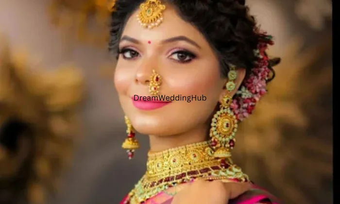 Tress Lounge Panchkula